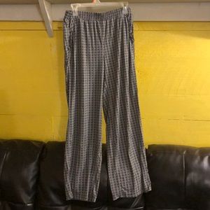 Nice, slinky dress pants with pockets.